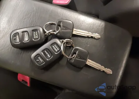 2007 Pontiac Vibe z USA, uszkodzony, nr VIN 5Y2SL67817Z426638